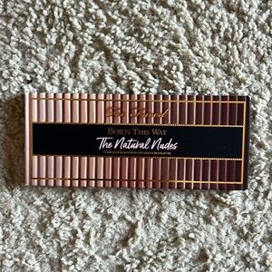 Too Faced Born This Way The Natural Nudes Eyeshadow Palette
